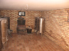 galleryImage
