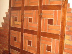 galleryImage