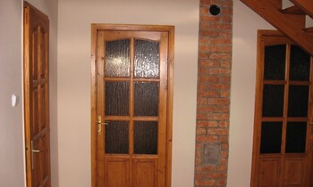 galleryImage