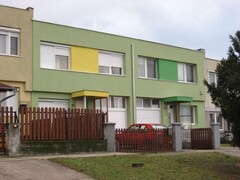 galleryImage