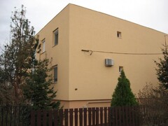 galleryImage