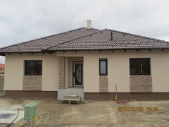 galleryImage
