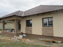 galleryImage