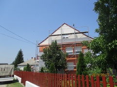 galleryImage