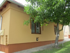 galleryImage