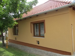 galleryImage